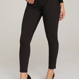 Good American Good Waist Crop